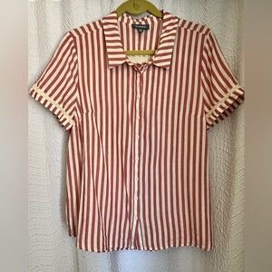 ModCloth Lightweight Button down with Crochet Details